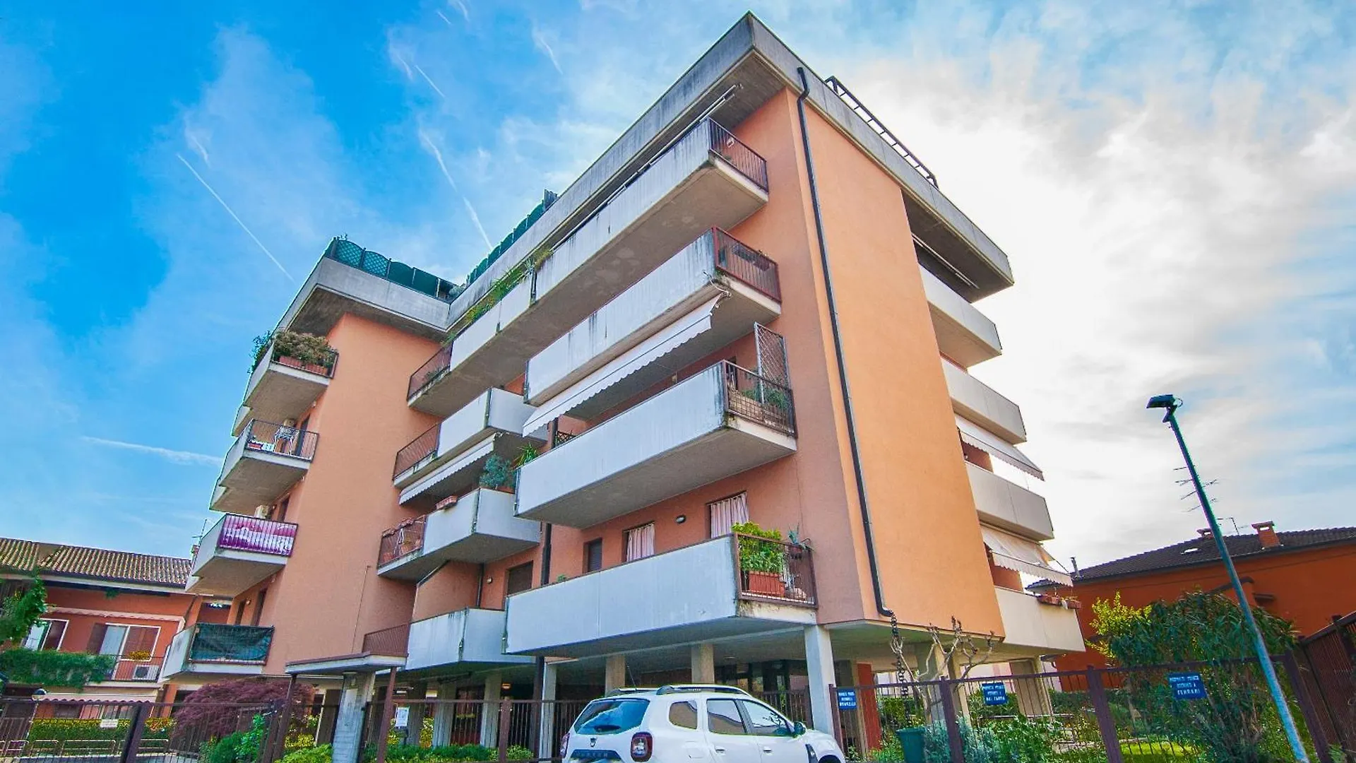 Sangiohouse - Parking & Wifi Apartment Verona